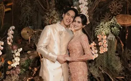 El Rumi Tetap Lawak saat Pemotretan Lamaran, Bikin Momen Romantis Jadi Makin Manis