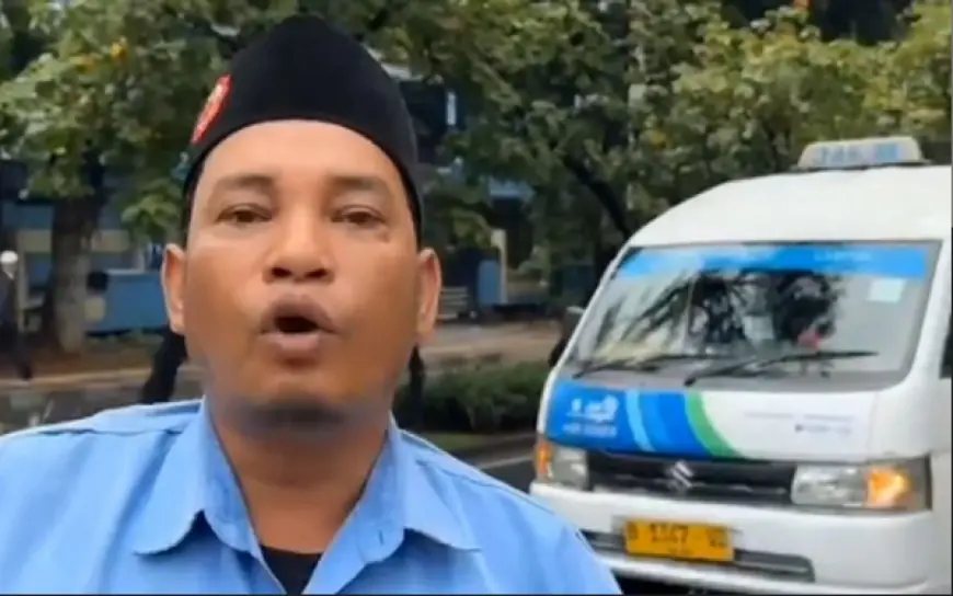 JakLingko: Sopir Dipecat karena Menghina Penumpang dengan Sebutan 'Monyet'