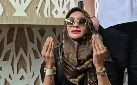 Doktif Minta Richard Lee Lepas Wig Saat Ditahan, Soroti Kebohongan Serum Rambut