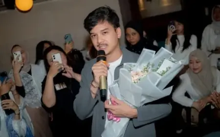 Baskara Mahendra Buka Puasa Bersama Penggemar, Terpancar Raut Wajah Bahagia