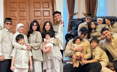 Kekompakan Keluarga Fuji di Momen Idul Fitri, Pakai Outfit Seragam & Foto Bahagia Bersama