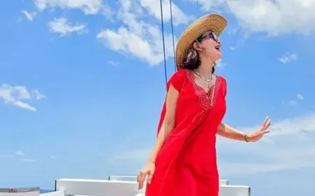 Liburan Bersama Sahabat, Aura Bahagia Luna Maya Terpancar Dari Wajahnya