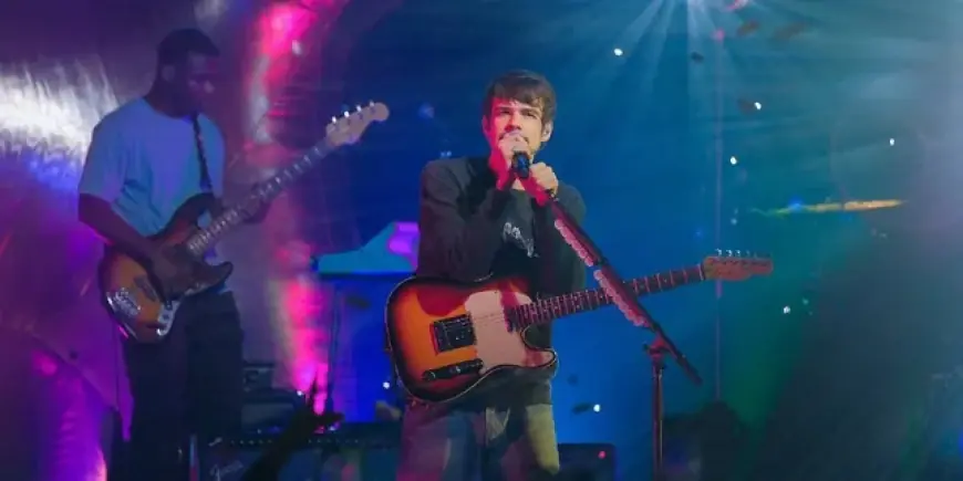 Arti dan Makna Lagu Sunflower – Rex Orange County, Kebahagiaan yang Tumbuh Dari Cinta Orang Tersayang