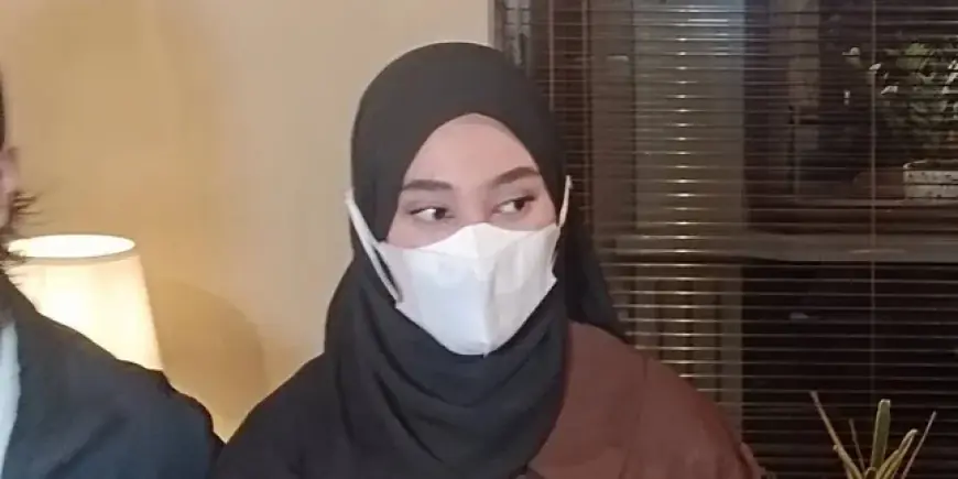 Terungkap Hubungan Masa Lalu Suami Clara Shinta dan Wanita Berinisial Indah